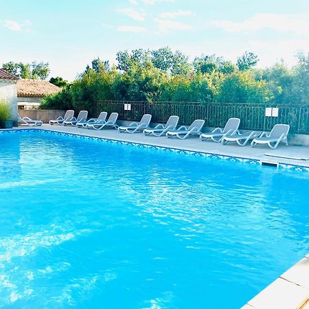 Appartement Vue Magnifique Sur Les Alpilles, Residence Avec Piscine Параду Экстерьер фото